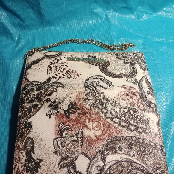 MICHAEL KORS wristlet clutch - Picture 4 of 4